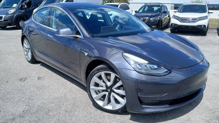 2018 Tesla Model 3 Long Range RWD